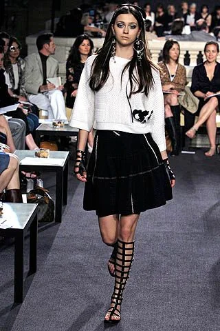 Look 4
